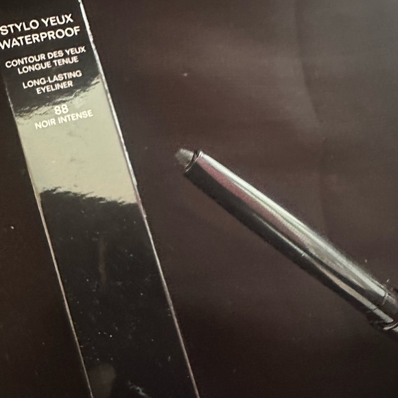 Chanel Stylo Yeux Waterproof Long-Lasting Eyeliner - Noir Intense - Picture 3 of 4